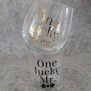 One Lucky Mr. & Mrs. Glass Set - Gold & Black Lettering NIB